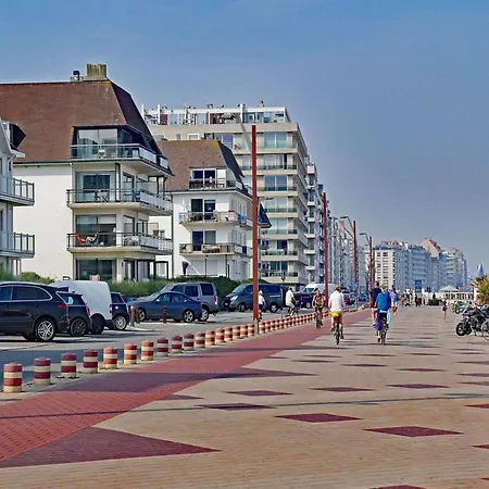 Sea Views In Heart Of Zoute
