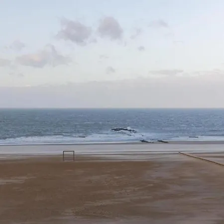 Apartment Sea Views In Heart Of Zoute *